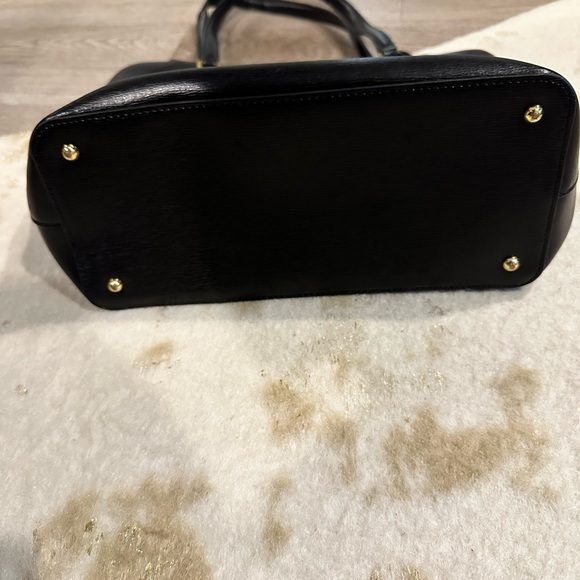 Ralph Lauren, Lauren, black leather bag with gold hardware and lettering. - Picture 10 of 10